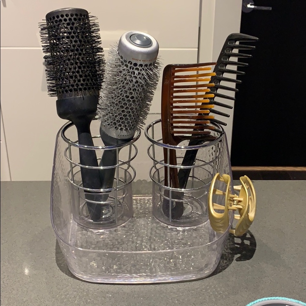 Hair Brush ORGANIZER